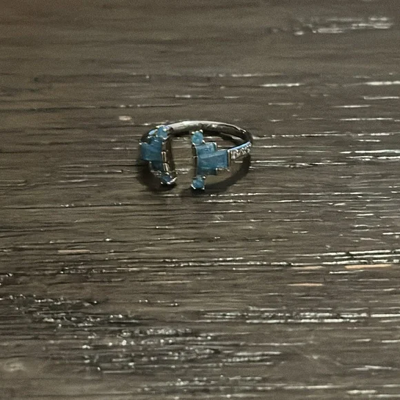 Aquamarine Ice Crystal Ring - Picture 2 of 4